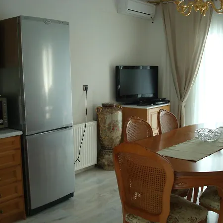 Merlot Village Kariá