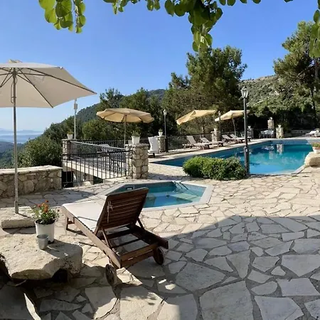 Appart hôtel Merlot Village