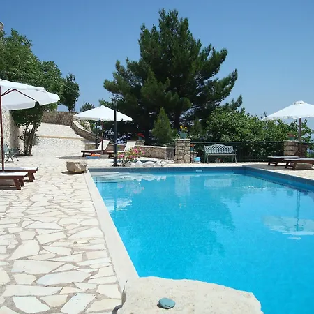 Aparthotel Merlot Village 4*